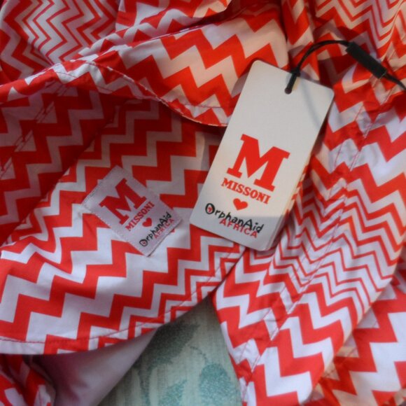 New Missoni For African Aid Red & White Zizzag Pattern Trench/Rain Coat Size L - Picture 15 of 16